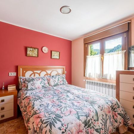 Villa Casa En Campo De Caso Extérieur photo