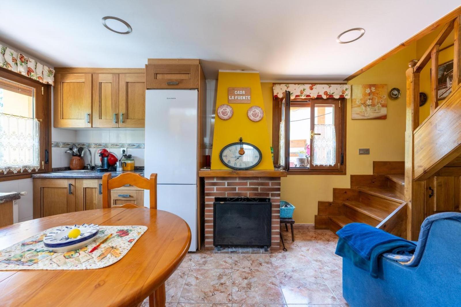 Villa Casa En Campo De Caso Extérieur photo